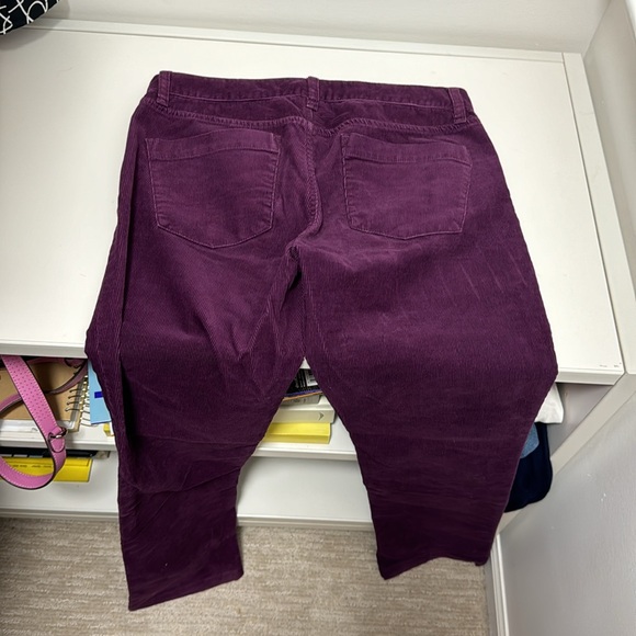 American Eagle Outfitters Matchstick Corduroy Pants Size 28R Deep Purple Stretch - Picture 4 of 5